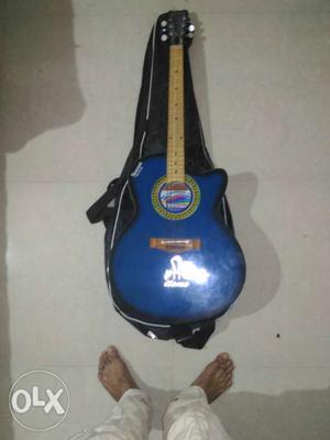 Blue Single-cutaway Acoustic Guitar With Black Bag
