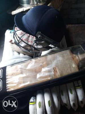 Cricket kit in mint condition price negotiable