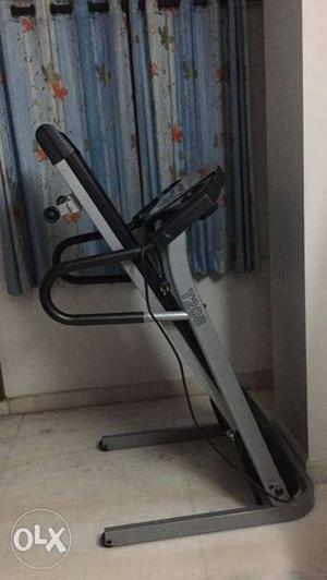 Excellent condition treadmill, fully functional