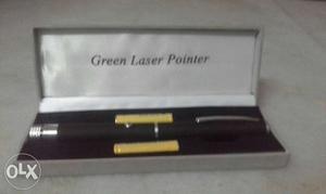 Green laser pointer with two fully charged new