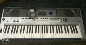 I455 yamaha keyboard excellent condition exchange with any