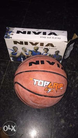 NIVIA basketball never used it is in good condition