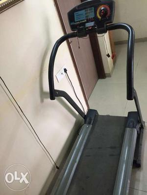 Physique Treadmill at cheap price