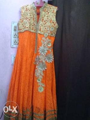 A nice anarkali suit..perfect for party n