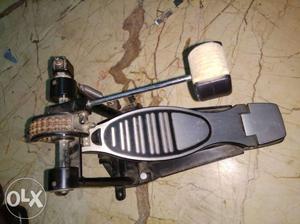 Ashton drum pedal used in very good condition