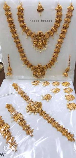 Bridal jewellery one day rent