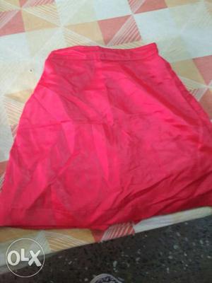 Bright red colour skirt for girls upto 5 to 6 yrs