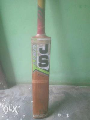 Jyonty Kashmir willow bat very good stock