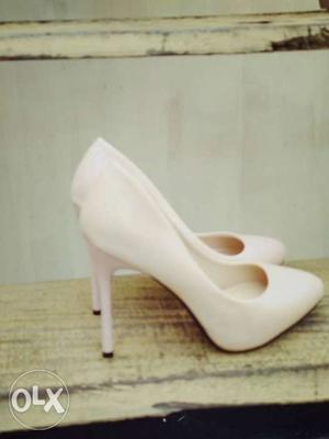 Pair Of White Leather Almond-toe Heeled Sandals