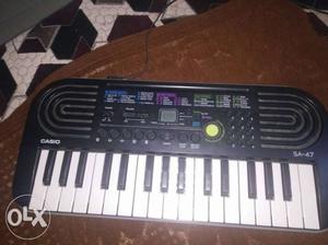 SA 47 casio with adapter, works on battery also