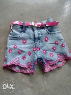 Toddler's Pink And White Floral Shorts