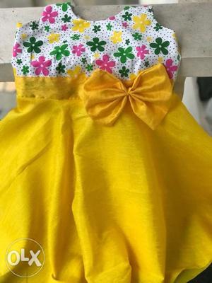 Toddler's Yellow And White Floral Sleeveless Dress