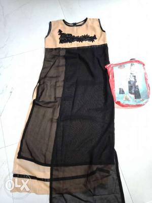 Women's Black And Beige Sleeveless Dress