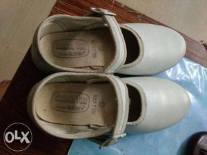 Action school time, size 12, used only twice, for