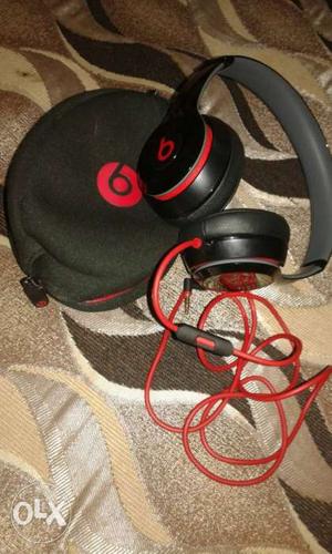 Black And Red Beats By Dr. Dre Beats Headphone With Case