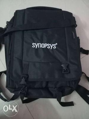 Brand new, excellent laptop bag