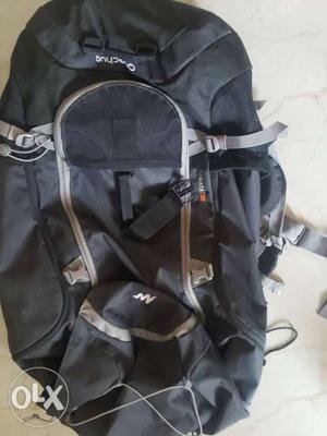 Quechua 90 litres rucksack..in perfect condition