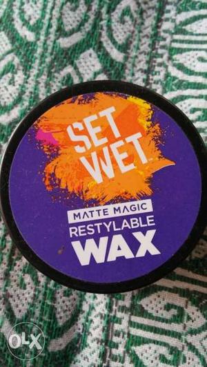 Set wet wax for hair style brought for Rs 225 and