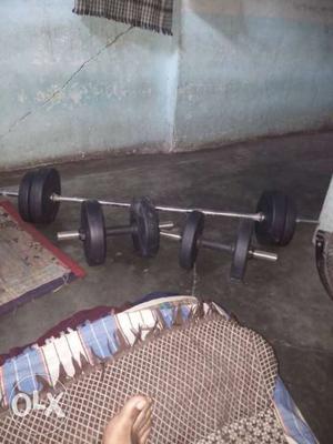 Gray-and-black Barbell And Dumbbells