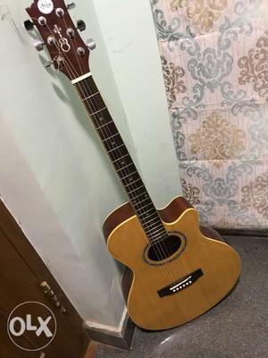Guitar,sparingly used,selling as i am going out