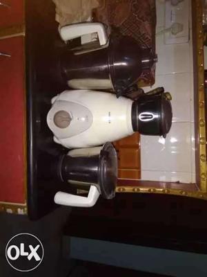 Havelis mixer grinder with 3 jars, very less used