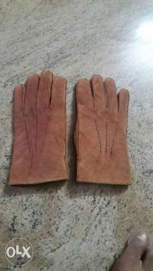 Leather gloves for sale.