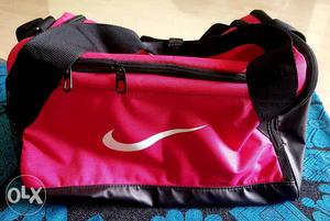 Nike duffle bags New with bill