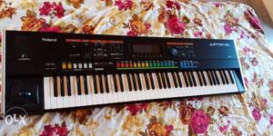 Roland Jupiter 50 with 71 keys inmade tones new condition