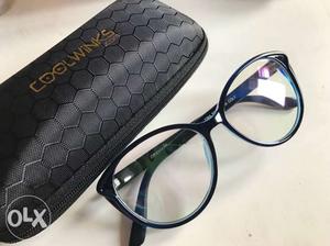 Set of 2 trendy spectacles