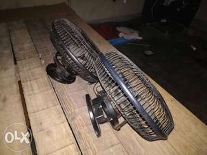 Tip Top condition fans used only for 4 and half