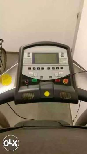 Treadmill sparingly used, in good working