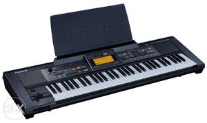 Urgent sell, Roland e09 in brand new new version