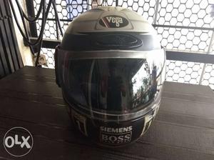 Vega Helmet L size