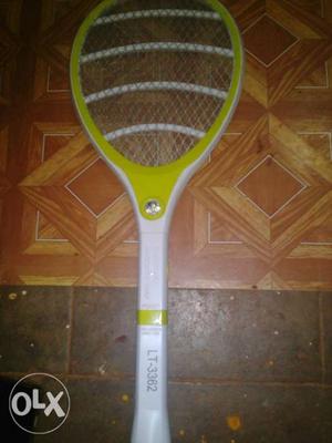 White And Green Electric Fly Swatter
