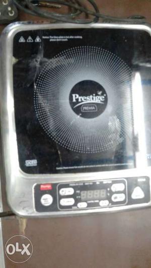 Black And Gray Prestige Induction Cooktop