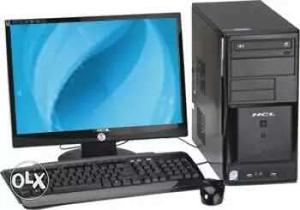 Black HCL Computer with speakers. Very less used