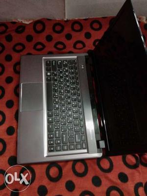 Lenovo core i7 laptop 4 GB 500 GB 2 GB graphics