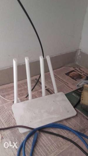 Mi 3c router..working condition..Just 8 months old