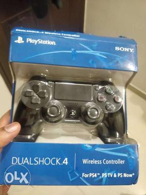 PlayStation 4 controller used only once, in new