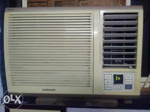 Samsung window ac good in condition 10 years old