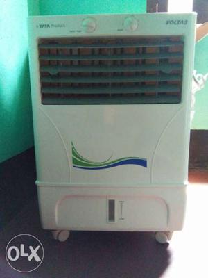 White And Gray Voltas Air Cooler