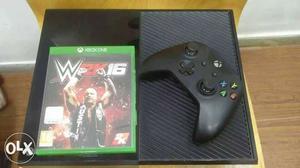 Xbox one wid one controller n WWE 2K16 game case