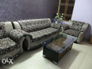 2 year old 5 seater sofa with table in good