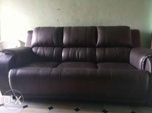 6months old sofas 1sofa with 2sitting chairs in a