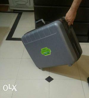 79 CMS Aristocrat suitcase excellent condition