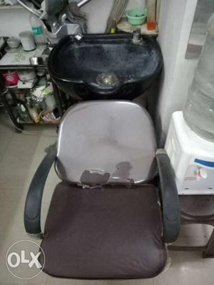 Black And Brown Salon Wash Chair