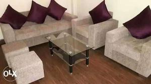 Branded looking five seater sofaset with free puffs