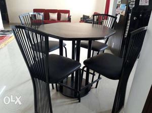 Dinning table 4 seater for sale at throw away price
