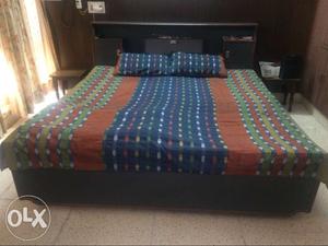 Double bed with mattress without