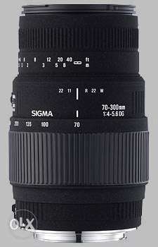 Mm Black Sigma Zoom Lens for NIKON